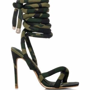 Cape Robbin Green Camouflage Wrap Heels 9